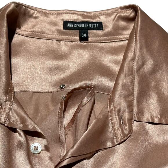 Silk strap and clasp button down - Picture 4 of 6